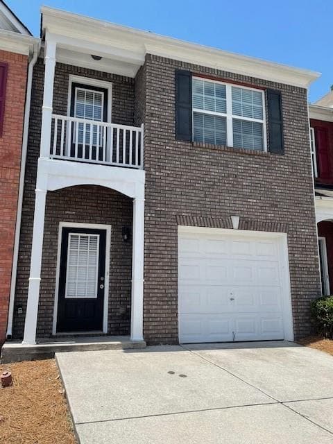 3 bedroom, 3 bathroom, 1,712 sq ft townhouse for rent at 1530 Viero Drive, Lawrenceville, GA 30044 for $1,975 a month — photo 1 of 16