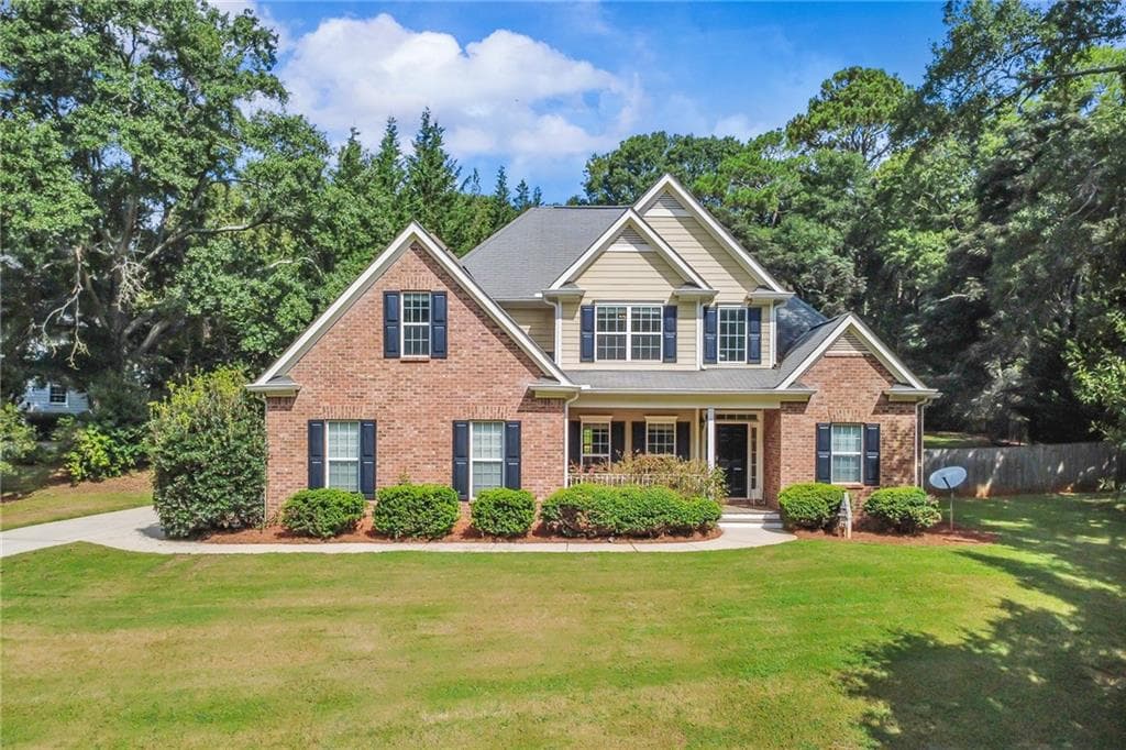 4 bedroom, 3 bathroom, 2,125 sq ft single family residence under contract at 1271 Willowynd Way, Watkinsville, GA 30677