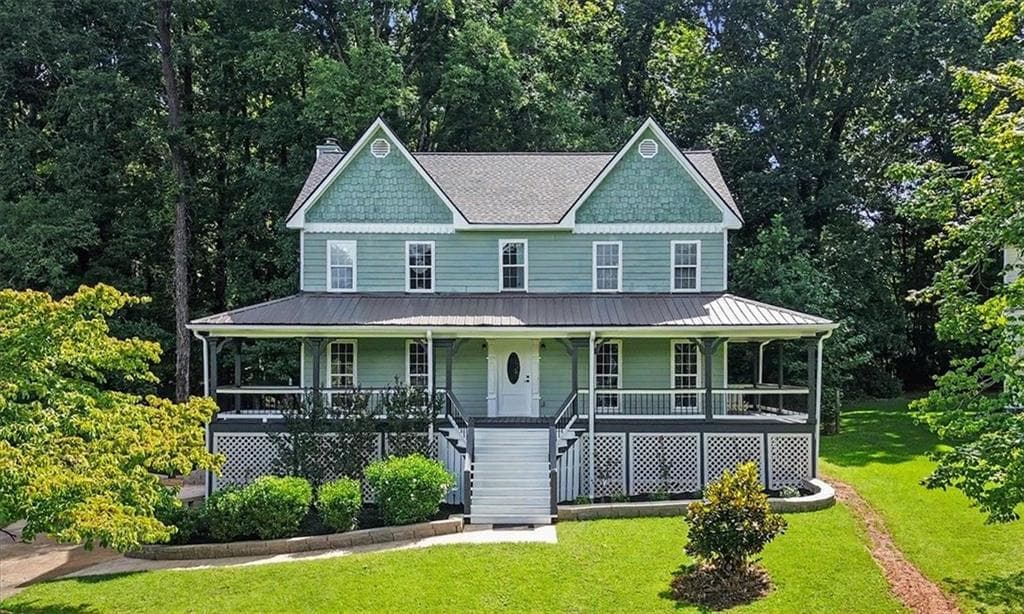 4 bedroom, 3 bathroom, 2,045 sq ft single family residence under contract at 176 Cumberland Way, Dallas, GA 30132 — photo 2