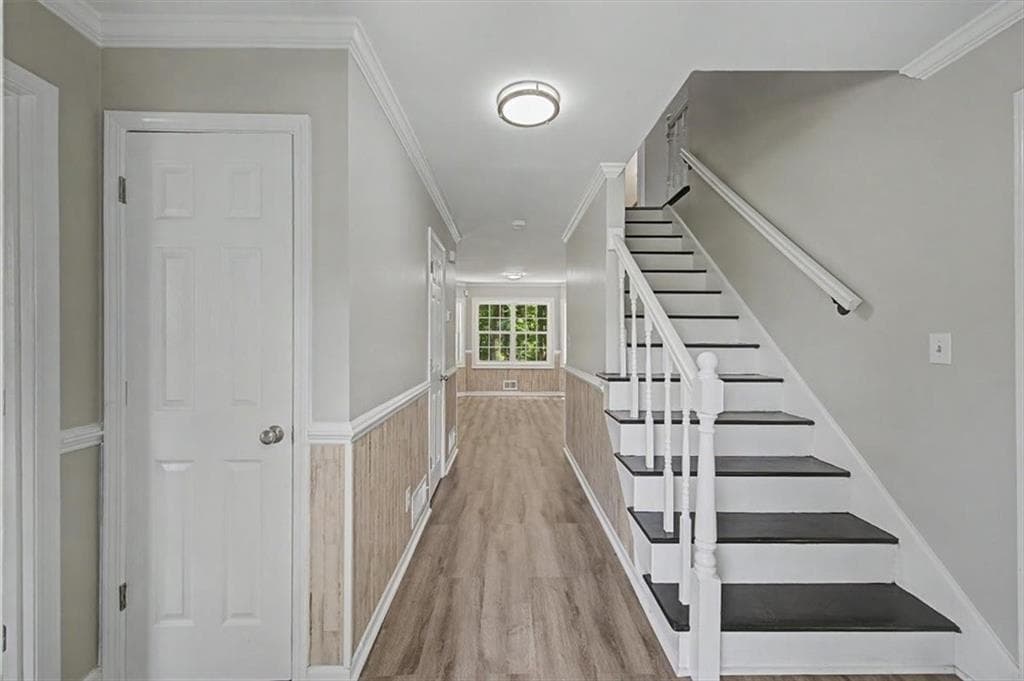 4 bedroom, 3 bathroom, 2,045 sq ft single family residence under contract at 176 Cumberland Way, Dallas, GA 30132 — photo 6