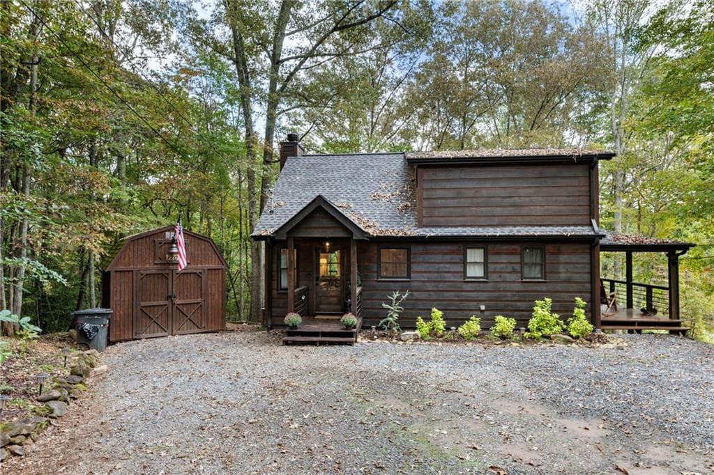 4 bedroom, 3 bathroom, 2,080 sq ft single family residence under contract at 120 Brookhaven Trail, Blue Ridge, GA 30513 — photo 3