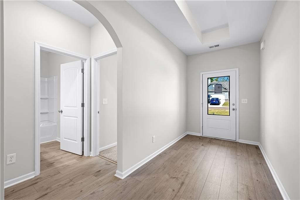 3 bedroom, 2 bathroom, 1,600 sq ft single family residence for sale at 503 Charleston Place, Villa Rica, GA 30180 — photo 6