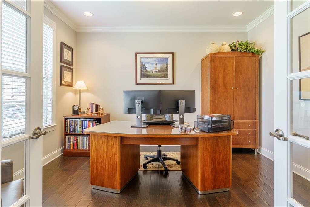 5 bedroom, 4 bathroom, 4,285 sq ft single family residence for sale at 4210 Woodward Walk Lane, Suwanee, GA 30024 — photo 7