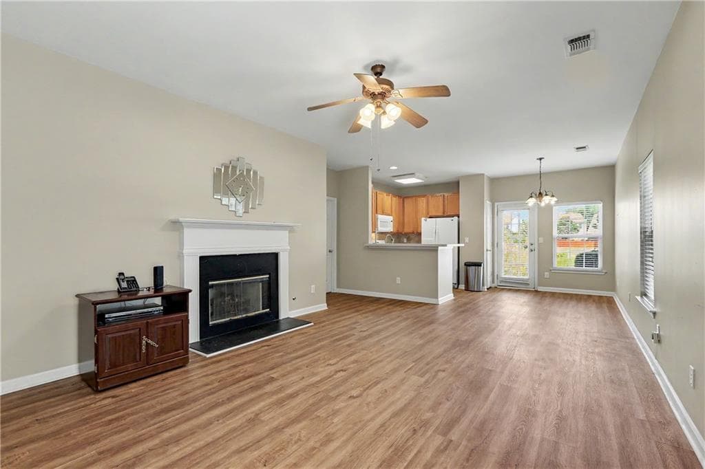 3 bedroom, 2 bathroom, 1,427 sq ft condominium for sale at 1539 Rachels Ridge, Kennesaw, GA 30152 — photo 4