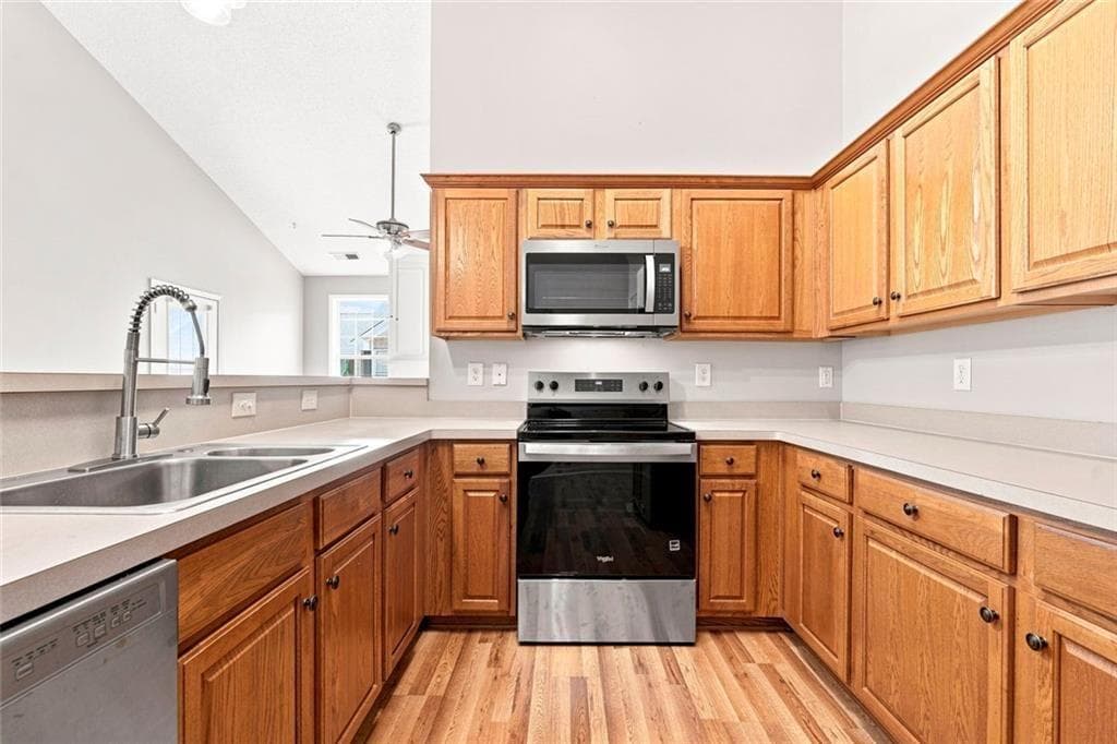 2 bedroom, 2 bathroom, 1,379 sq ft townhouse for sale at 774 Camry Circle, Dallas, GA 30157 — photo 9