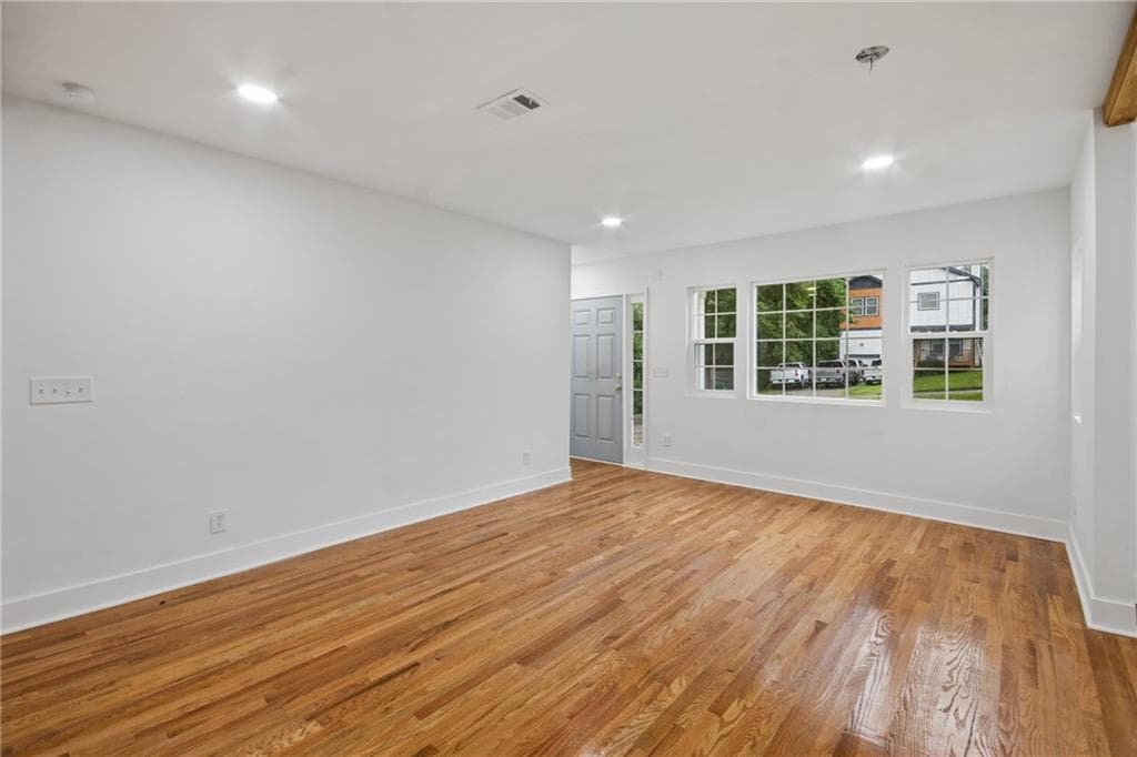 3 bedroom, 2 bathroom, 1,064 sq ft single family residence under contract at 2886 Joyce Avenue, Decatur, GA 30032 — photo 10