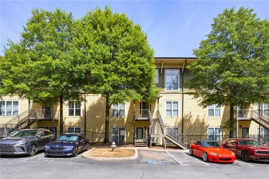 1 bedroom, 1 bathroom, 943 sq ft condominium for sale at 1195 Milton Terrace 1106, Atlanta, GA 30315 — photo 3