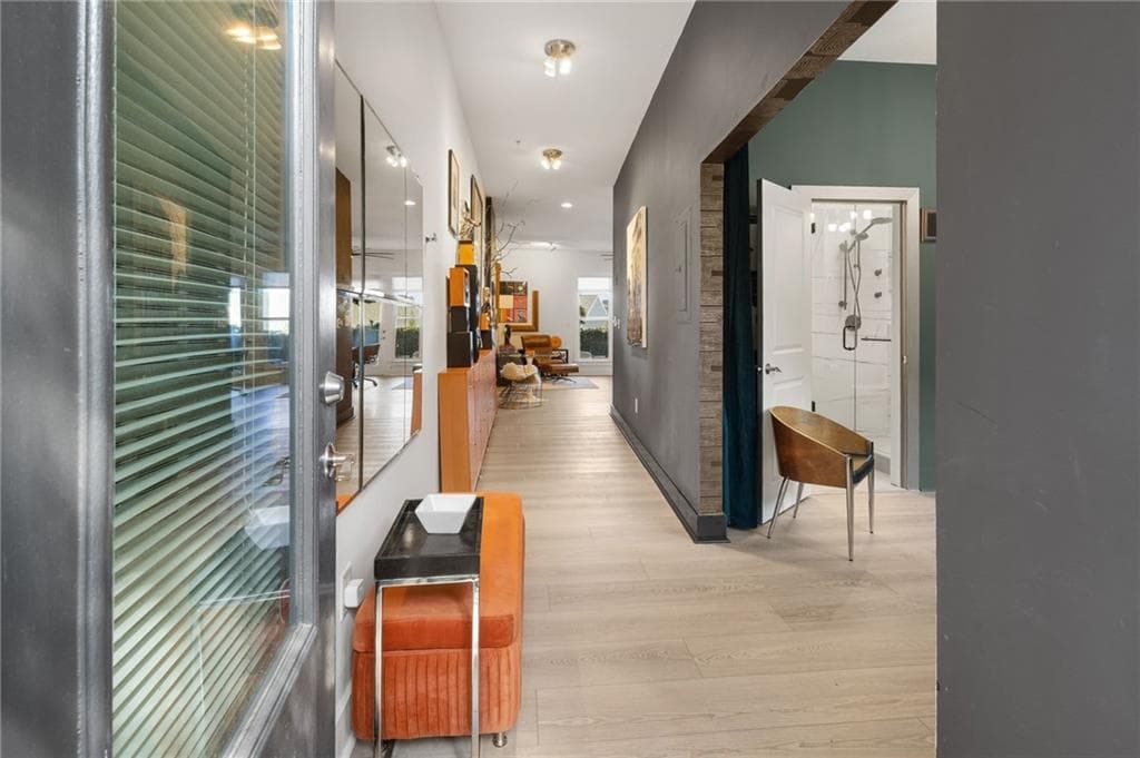 1 bedroom, 1 bathroom, 943 sq ft condominium for sale at 1195 Milton Terrace 1106, Atlanta, GA 30315 — photo 7