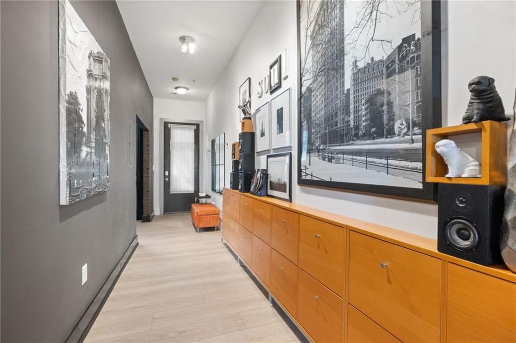 1 bedroom, 1 bathroom, 943 sq ft condominium for sale at 1195 Milton Terrace 1106, Atlanta, GA 30315 — photo 8