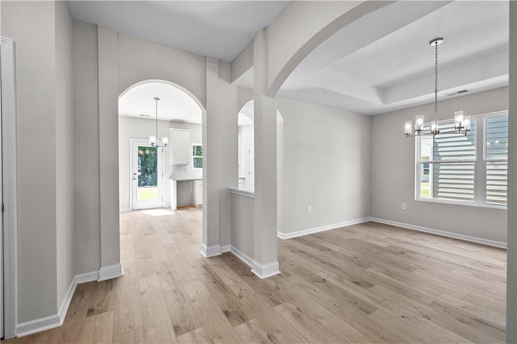 4 bedroom, 3 bathroom, 2,300 sq ft single family residence for sale at 501 Charleston Place, Villa Rica, GA 30180 — photo 8
