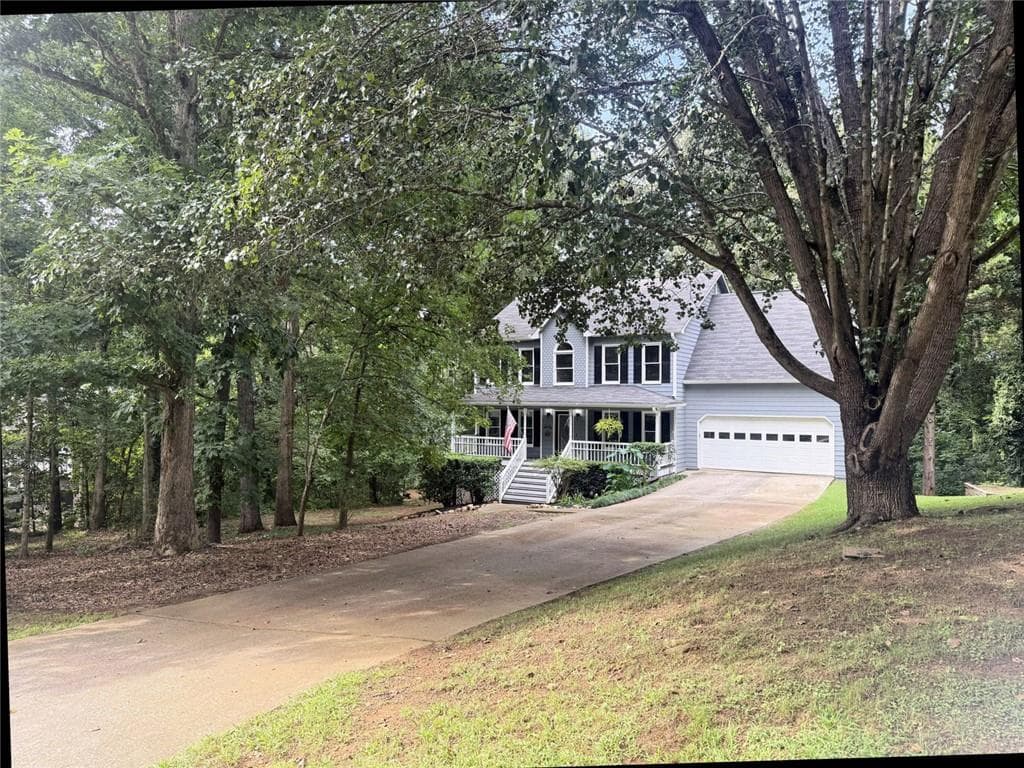 4 bedroom, 3 bathroom, 3,459 sq ft single family residence under contract at 152 Banyon Court, Dallas, GA 30157 — photo 2