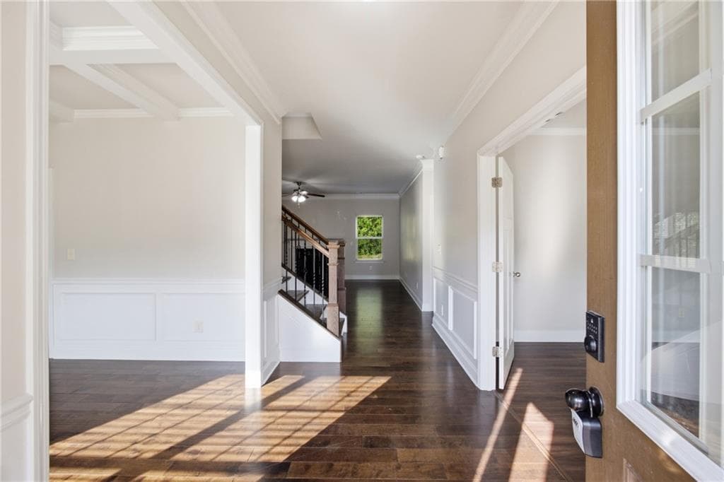 5 bedroom, 3 bathroom, 2,988 sq ft single family residence under contract at 3350 Mulberry Cove Way, Auburn, GA 30011 — photo 3