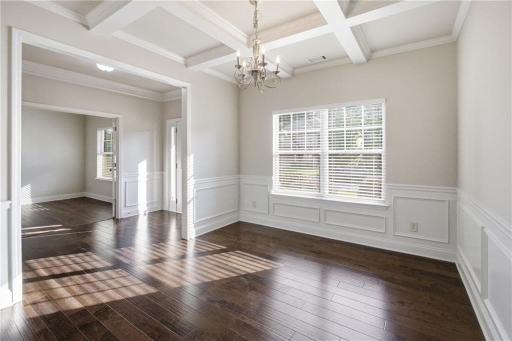 5 bedroom, 3 bathroom, 2,988 sq ft single family residence under contract at 3350 Mulberry Cove Way, Auburn, GA 30011 — photo 5