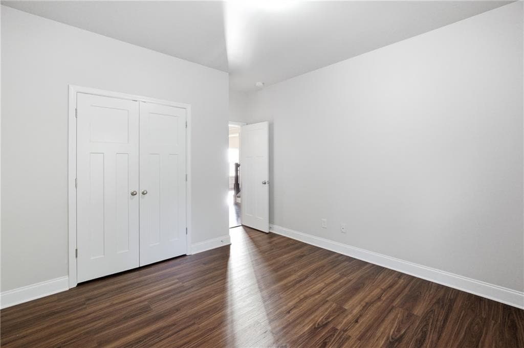 5 bedroom, 3 bathroom, 2,988 sq ft single family residence under contract at 3350 Mulberry Cove Way, Auburn, GA 30011 — photo 10