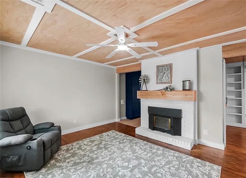 4 bedroom, 3 bathroom, 2,336 sq ft single family residence for sale at 1015 Sid Hunter Road, Senoia, GA 30276 — photo 5