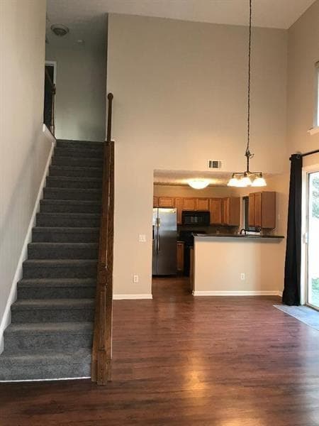 3 bedroom, 3 bathroom, 1,307 sq ft single family residence for rent at 303 Hiawassee Drive, Woodstock, GA 30188 for $2,100 a month — photo 5