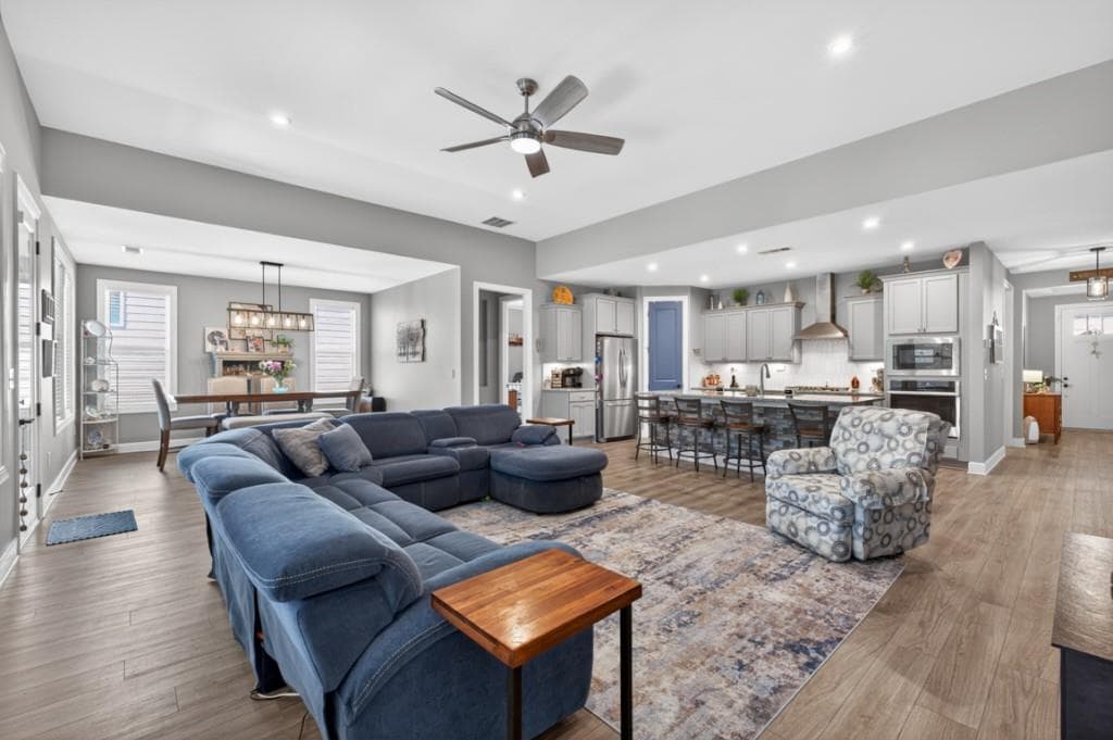4 bedroom, 4 bathroom, 2,935 sq ft single family residence for sale at 248 Chatuge Drive, Hoschton, GA 30548 — photo 5