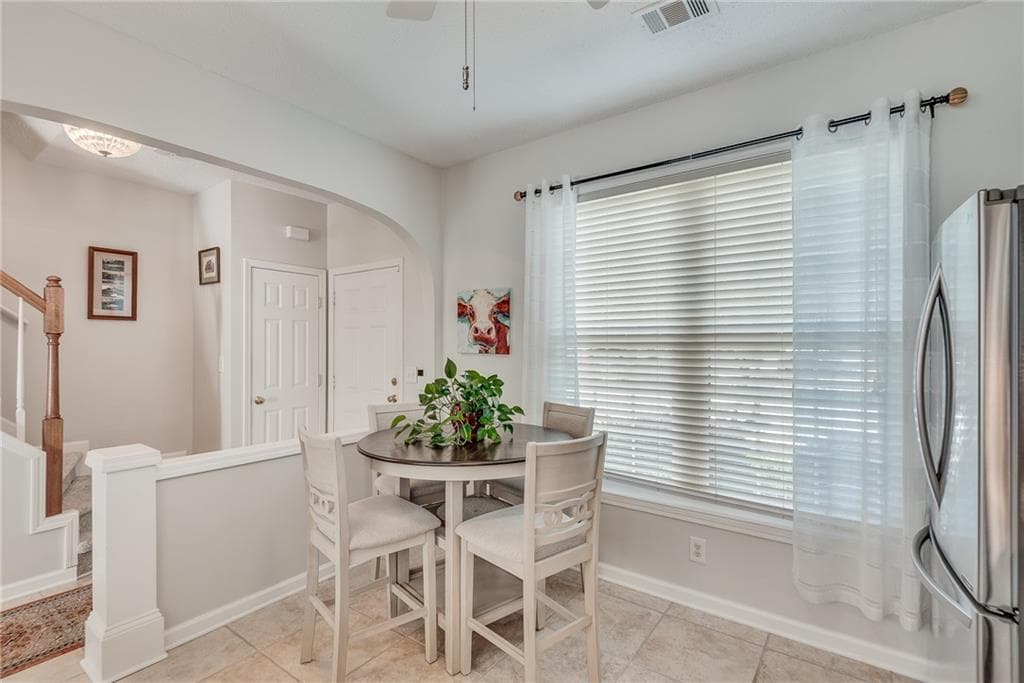 2 bedroom, 3 bathroom, 1,218 sq ft condominium for sale at 13101 Region Trace, Milton, GA 30004 — photo 7
