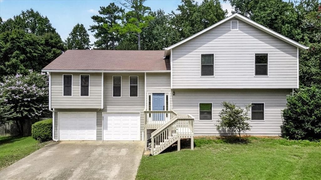 5 bedroom, 3 bathroom, 2,800 sq ft single family residence for sale at 260 Park Avenue, Woodstock, GA 30188 — photo 3