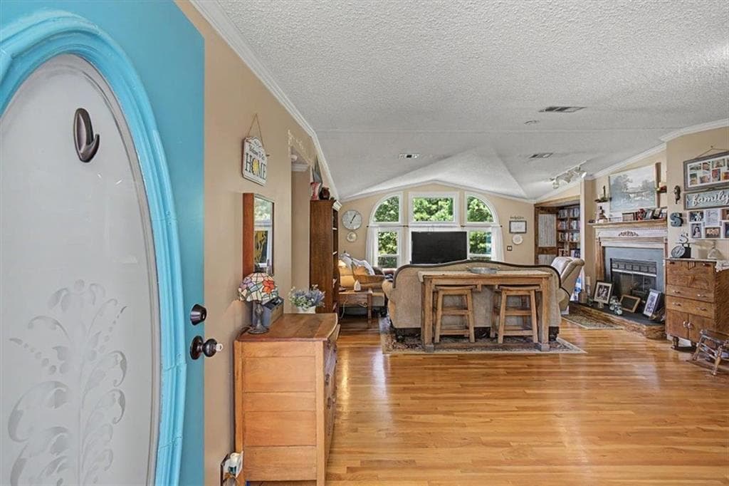 3 bedroom, 2 bathroom, 1,835 sq ft single family residence for sale at 134 John Kay Road, Taylorsville, GA 30178 — photo 3