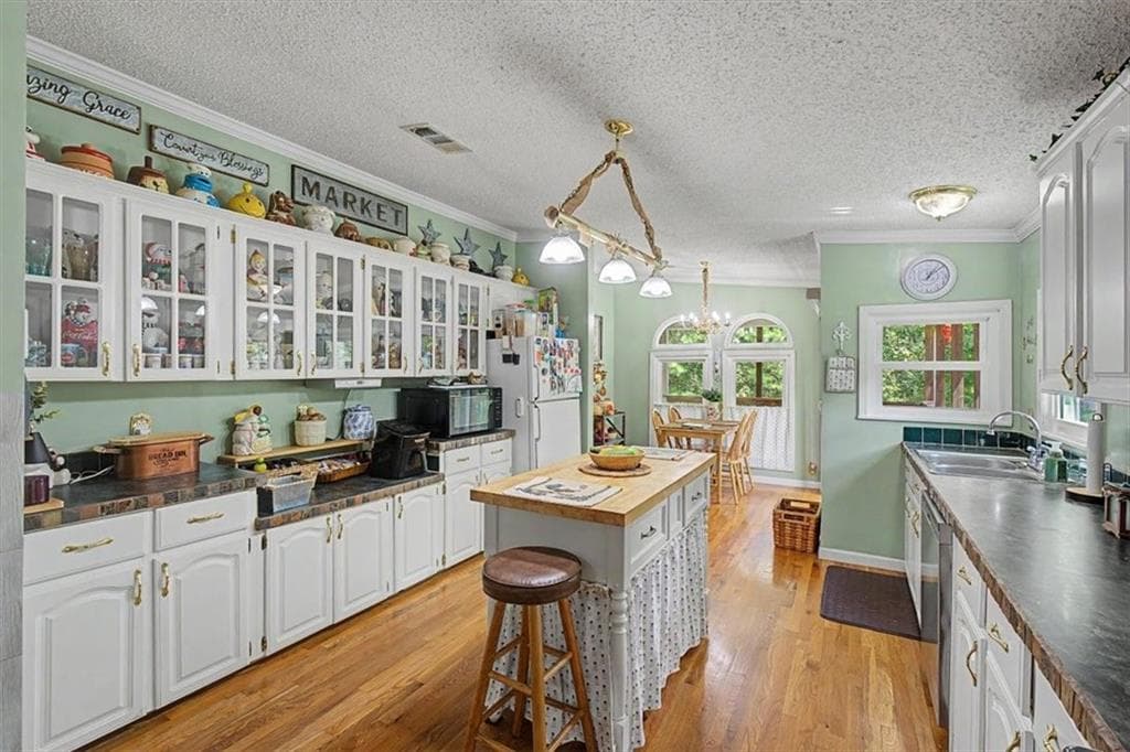 3 bedroom, 2 bathroom, 1,835 sq ft single family residence for sale at 134 John Kay Road, Taylorsville, GA 30178 — photo 9