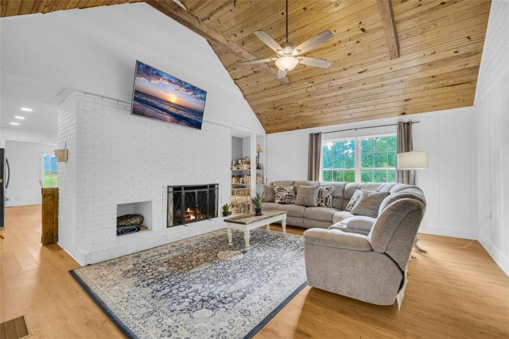 4 bedroom, 3 bathroom, 2,528 sq ft single family residence for sale at 4499 Parkwood Road, Social Circle, GA 30025 — photo 4
