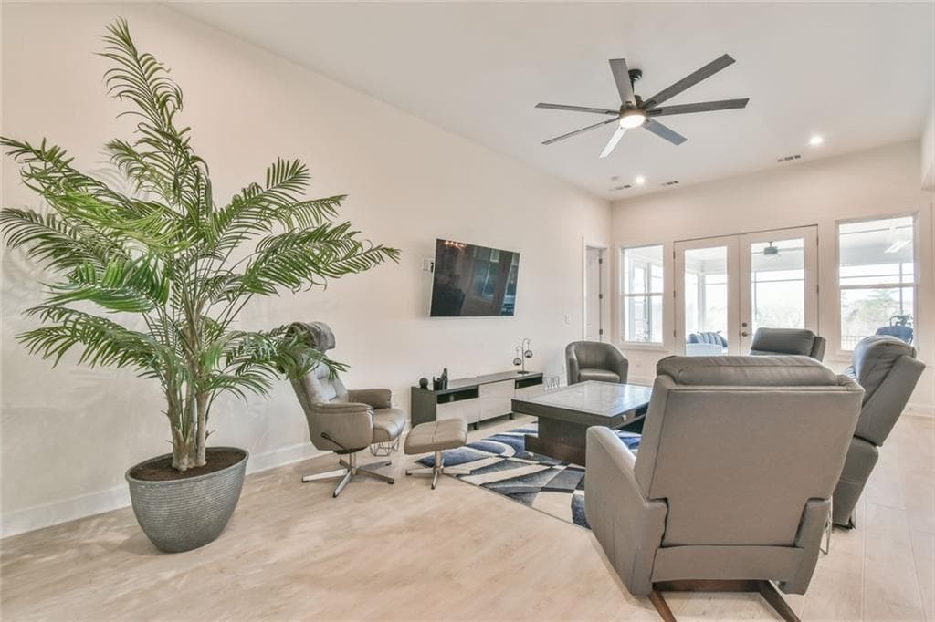 2 bedroom, 2 bathroom, 1,896 sq ft single family residence for sale at 284 Pecks Court, Hoschton, GA 30548 — photo 9