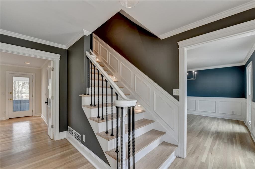 5 bedroom, 4 bathroom, 3,033 sq ft single family residence for rent at 3914 Granger Drive, Atlanta, GA 30341 for $5,500 a month — photo 5