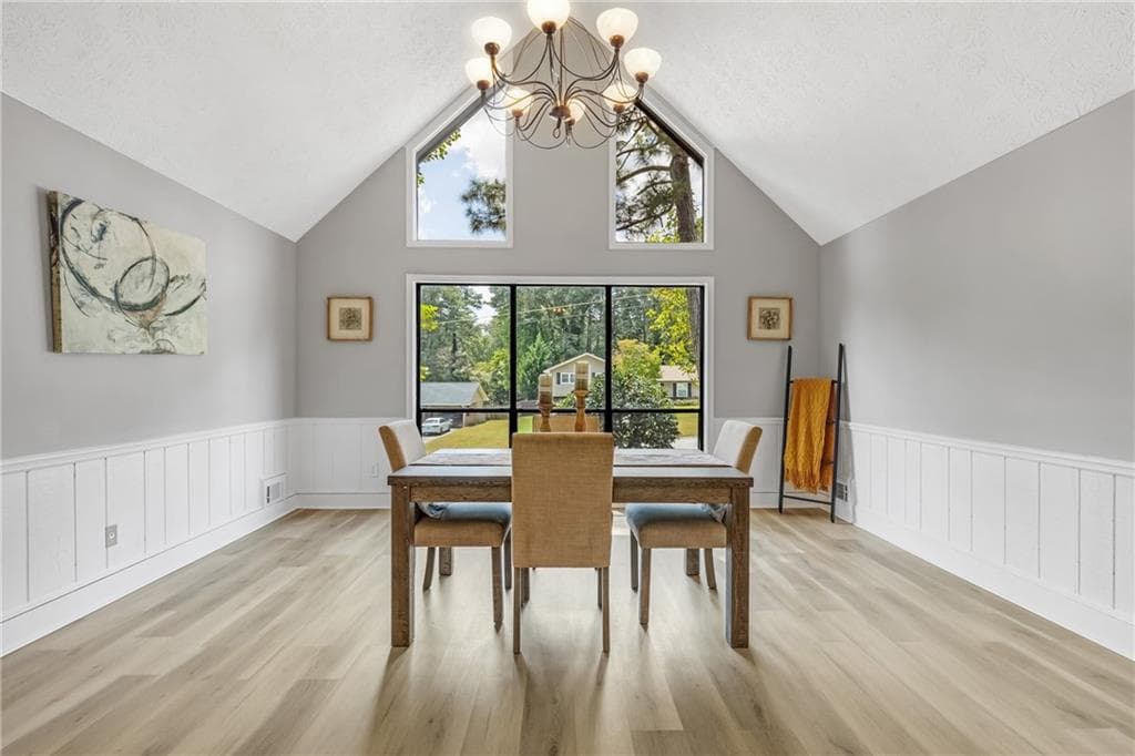 3 bedroom, 2 bathroom, 2,118 sq ft single family residence under contract at 7548 Lowilla Lane, Lithonia, GA 30058 — photo 7