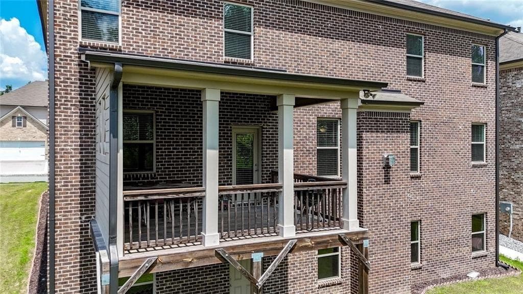 5 bedroom, 4 bathroom, 3,493 sq ft single family residence for sale at 3304 Ivy Farm Path, Buford, GA 30519 — photo 5