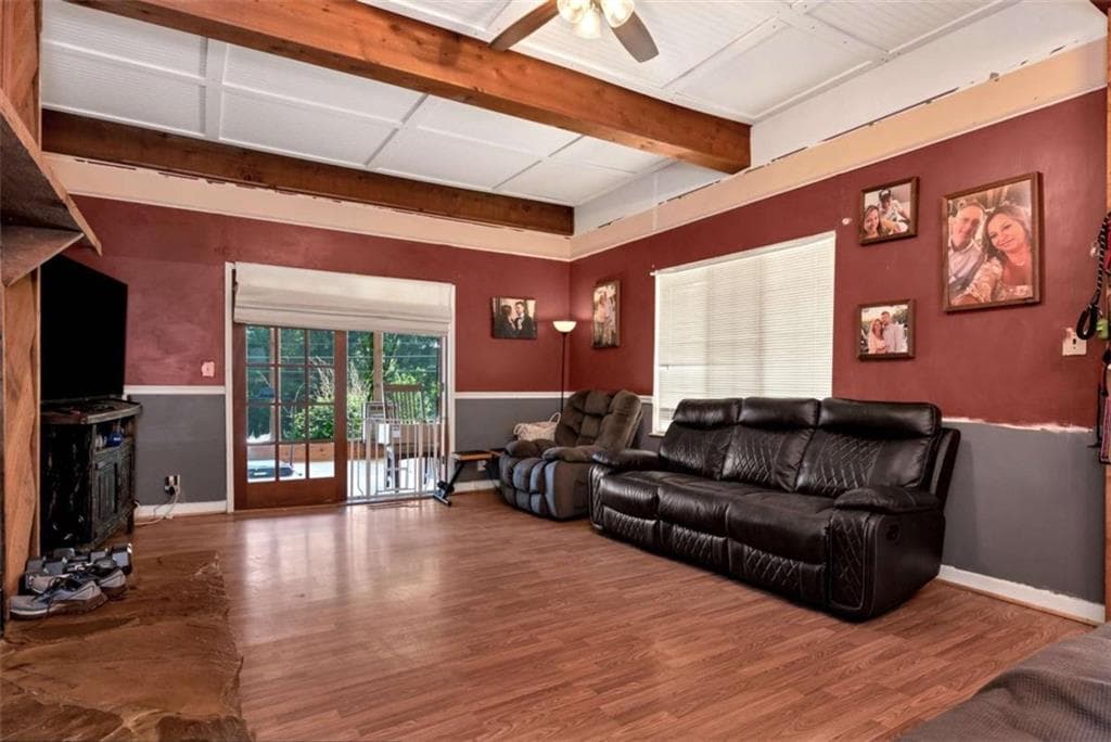 2 bedroom, 3 bathroom, 2,048 sq ft single family residence for sale at 73 Mahaffey Street, Jefferson, GA 30549 — photo 4