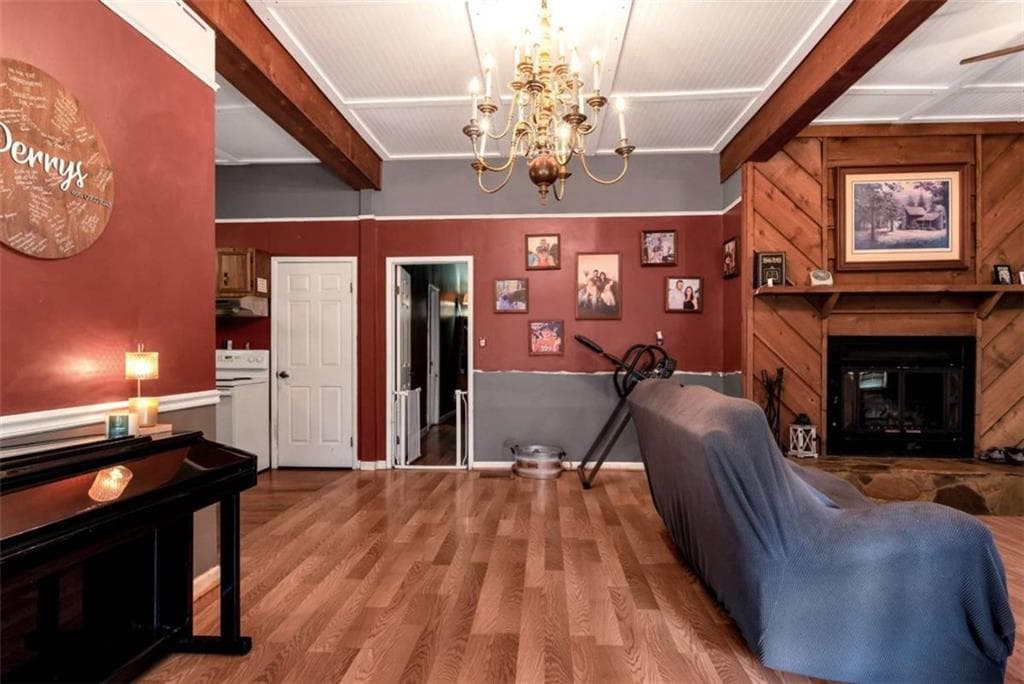 2 bedroom, 3 bathroom, 2,048 sq ft single family residence for sale at 73 Mahaffey Street, Jefferson, GA 30549 — photo 7