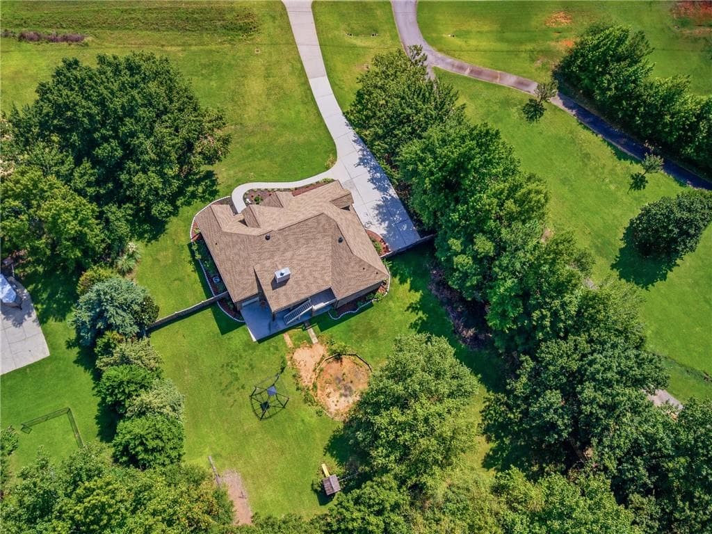 4 bedroom, 2 bathroom, 2,688 sq ft single family residence for sale at 125 Mackey Road, Mcdonough, GA 30252 — photo 8