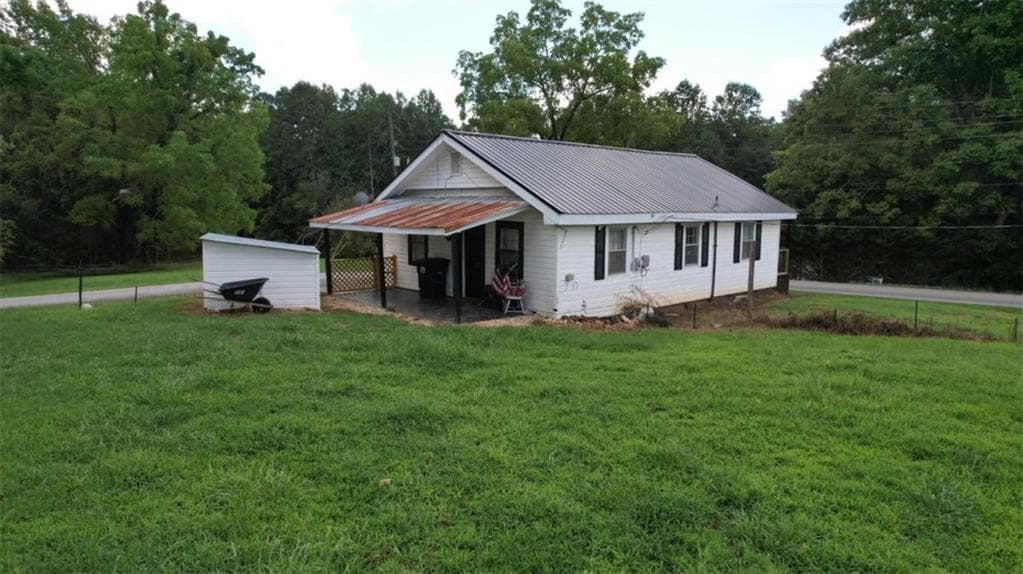 3 bedroom, 1 bathroom, 864 sq ft single family residence for sale at 930 Cantrell Road, Marble Hill, GA 30148 — photo 10