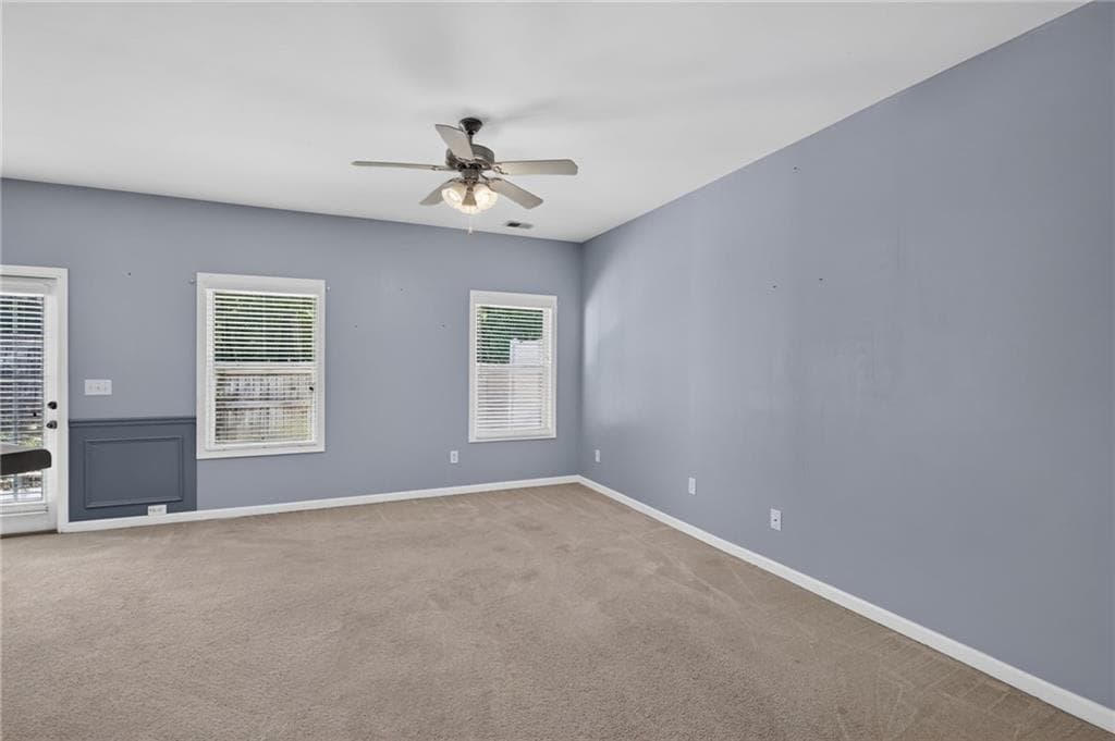 3 bedroom, 3 bathroom, 1,430 sq ft townhouse for sale at 2555 Flat Shoals Road 2503, Atlanta, GA 30349 — photo 6