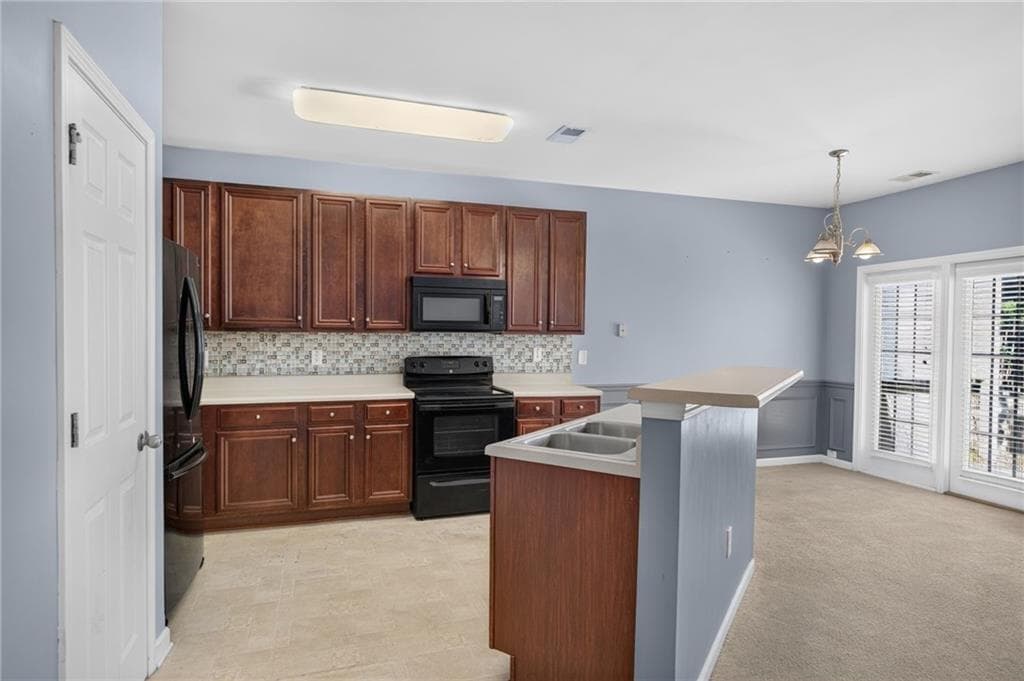 3 bedroom, 3 bathroom, 1,430 sq ft townhouse for sale at 2555 Flat Shoals Road 2503, Atlanta, GA 30349 — photo 8