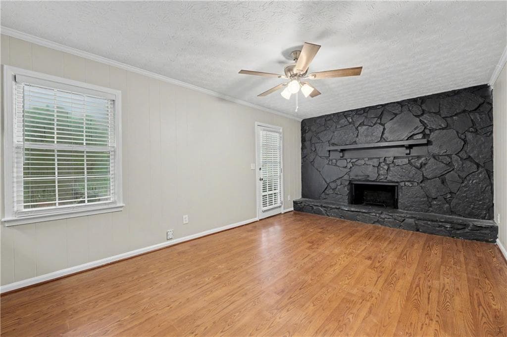 4 bedroom, 3 bathroom, 2,231 sq ft single family residence for sale at 4732 Hickory Court, Lilburn, GA 30047 — photo 7