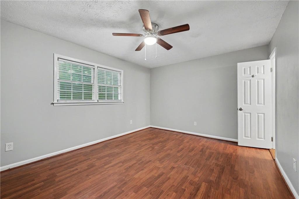4 bedroom, 3 bathroom, 2,231 sq ft single family residence for sale at 4732 Hickory Court, Lilburn, GA 30047 — photo 9
