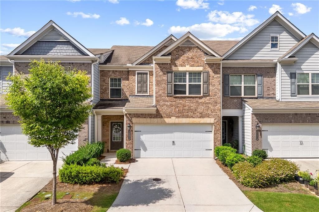 4 bedroom, 3 bathroom, 1,964 sq ft home for sale at 2698 Village Park Bend, Duluth, GA