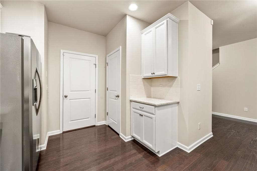 4 bedroom, 3 bathroom, 1,964 sq ft townhouse for sale at 2698 Village Park Bend, Duluth, GA 30096 — photo 9