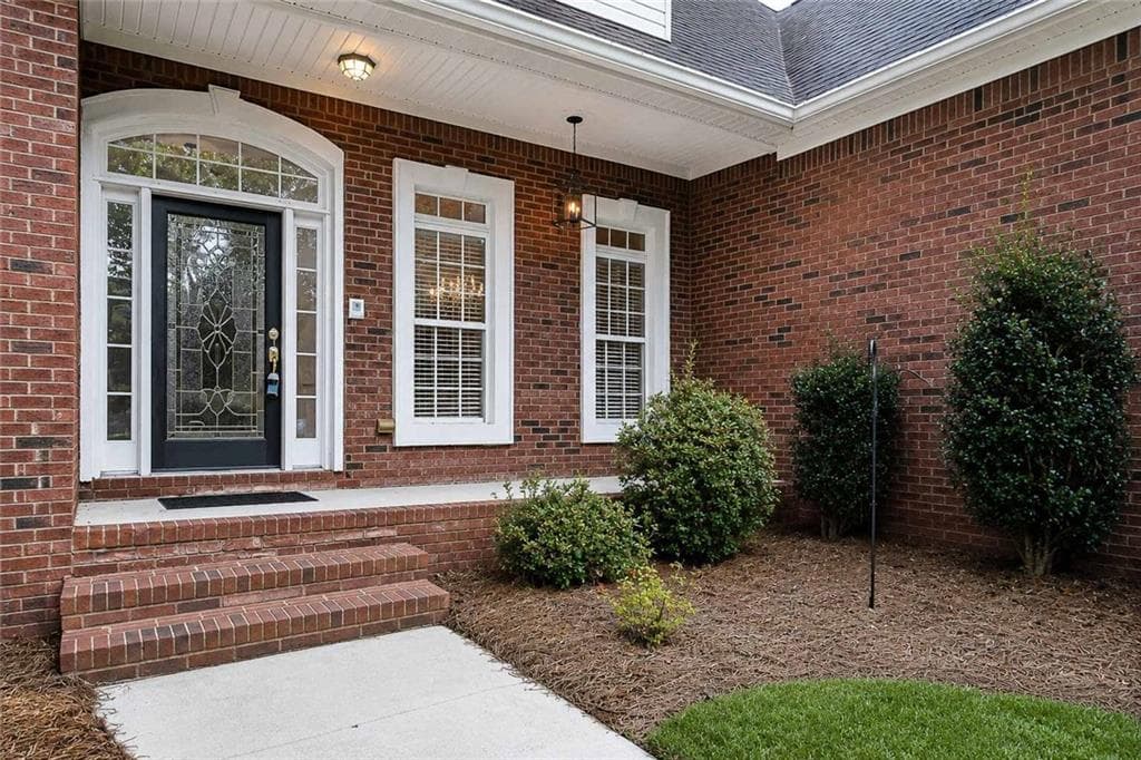5 bedroom, 5 bathroom, 4,198 sq ft single family residence under contract at 4310 Winslow Court, Douglasville, GA 30135 — photo 4