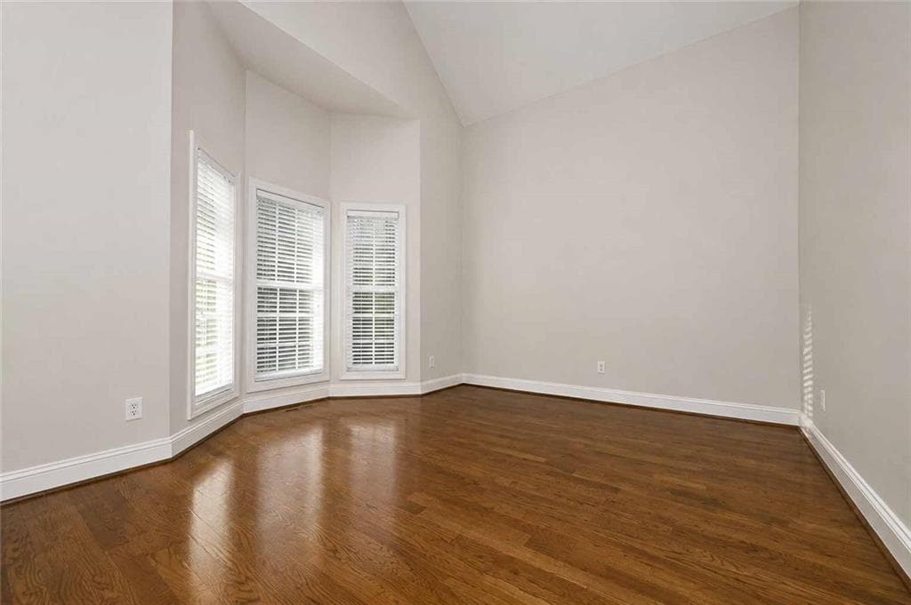 5 bedroom, 5 bathroom, 4,198 sq ft single family residence under contract at 4310 Winslow Court, Douglasville, GA 30135 — photo 7