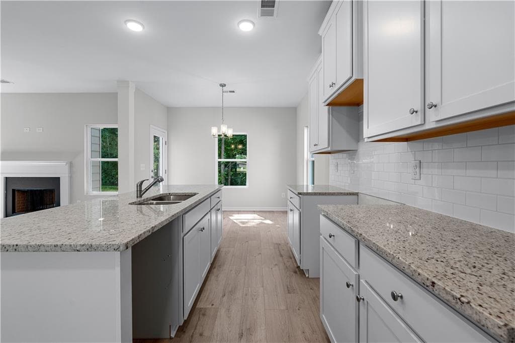 5 bedroom, 3 bathroom, 2,400 sq ft single family residence for sale at 493 Charleston Place, Villa Rica, GA 30180 — photo 8