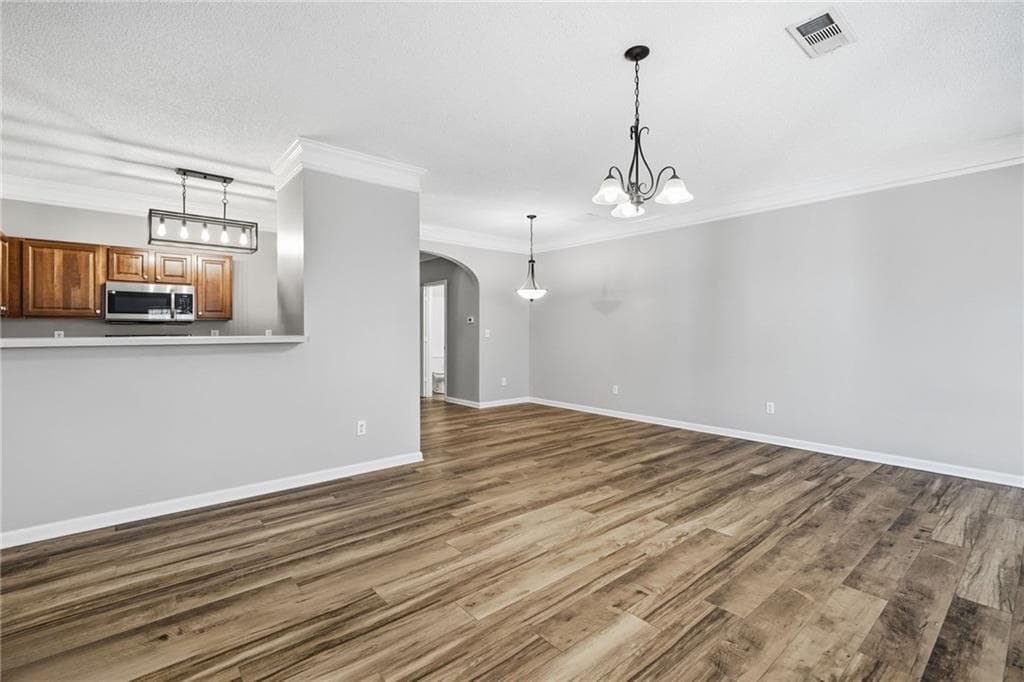 3 bedroom, 3 bathroom, 1,639 sq ft townhouse for sale at 2347 Heritage Park Circle 18, Kennesaw, GA 30144 — photo 2