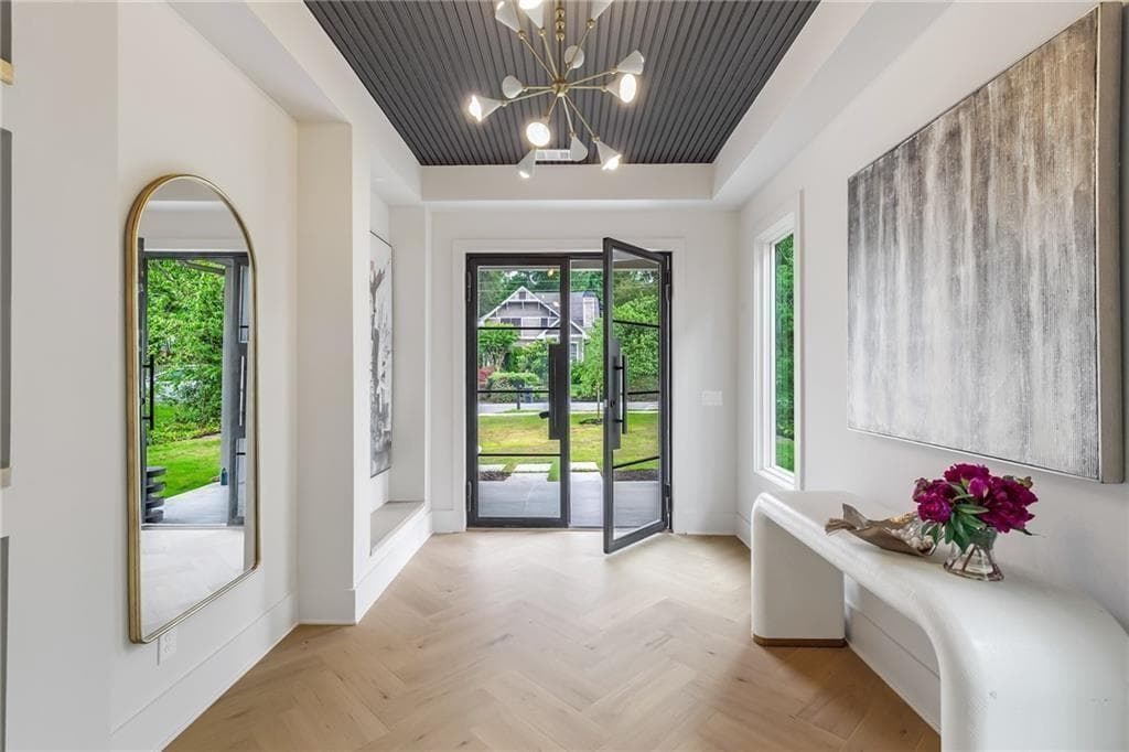 5 bedroom, 6 bathroom, 4,017 sq ft single family residence for sale at 1203 Oglethorpe Avenue NE, Atlanta, GA 30319 — photo 3