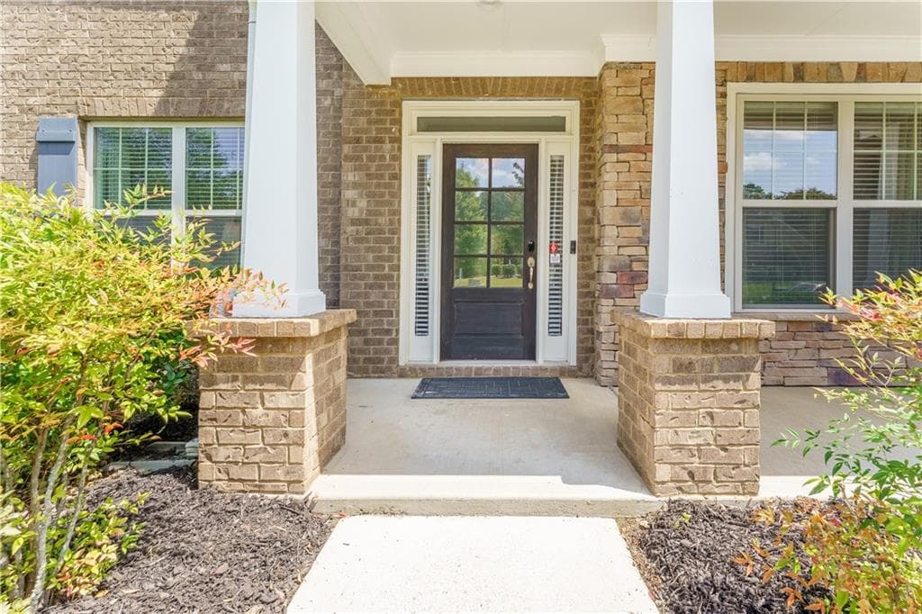 5 bedroom, 4 bathroom, 3,368 sq ft single family residence for sale at 3425 Reed Mill Drive, Buford, GA 30519 — photo 4