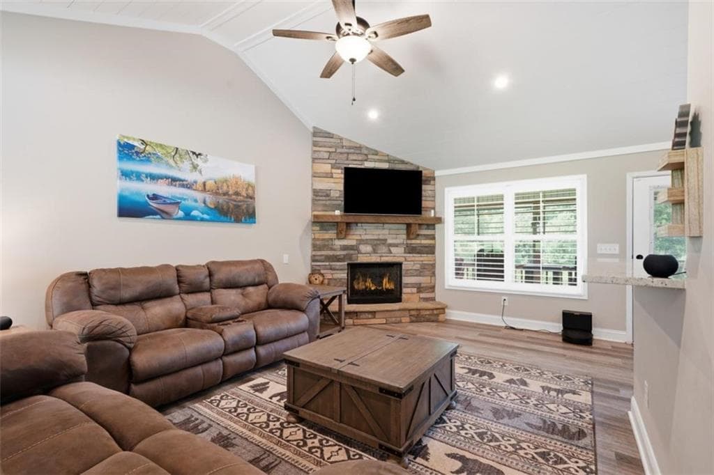3 bedroom, 2 bathroom, 1,322 sq ft single family residence for sale at 151 Old South Drive, Ellijay, GA 30540 — photo 6