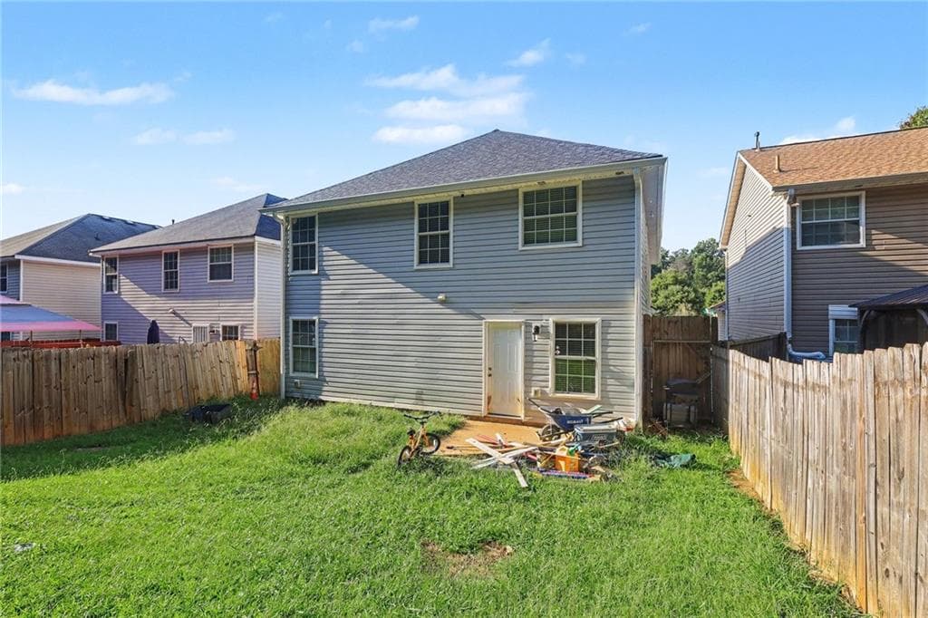 5 bedroom, 3 bathroom, 2,580 sq ft single family residence under contract at 3464 Augusta Street, South Fulton, GA 30349 — photo 5