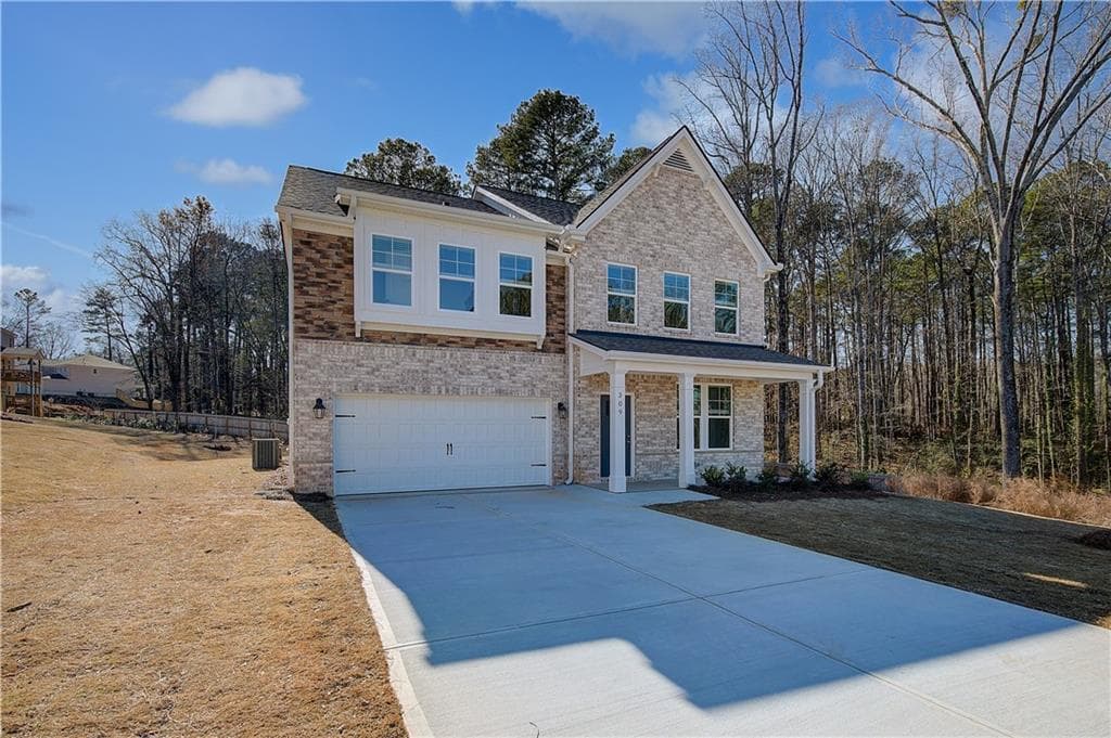 5 bedroom, 3 bathroom, 3,127 sq ft single family residence for sale at 163 Dalston Cove, Stockbridge, GA 30281 — photo 3