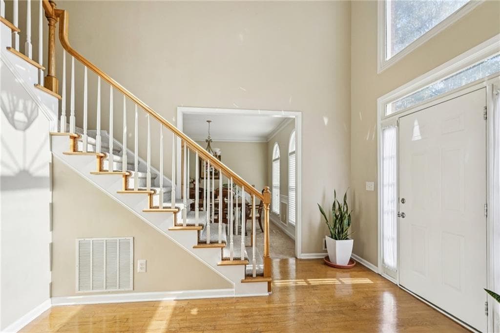 6 bedroom, 4 bathroom, 4,337 sq ft single family residence for sale at 100 Julia Court, Fayetteville, GA 30214 — photo 4